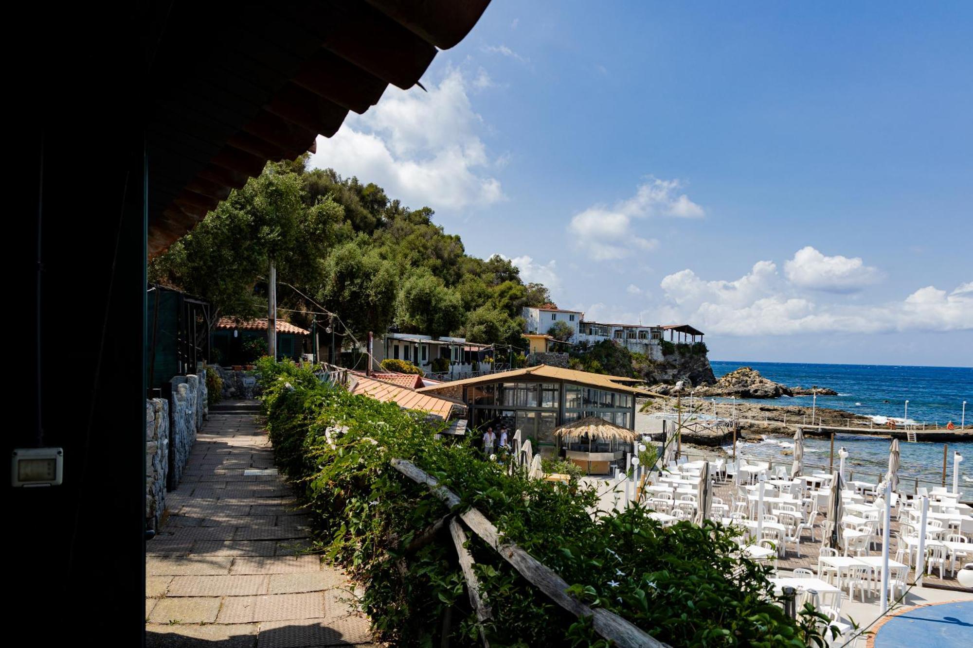 Riva Smeralda Camping Lodge Milazzo Exteriér fotografie