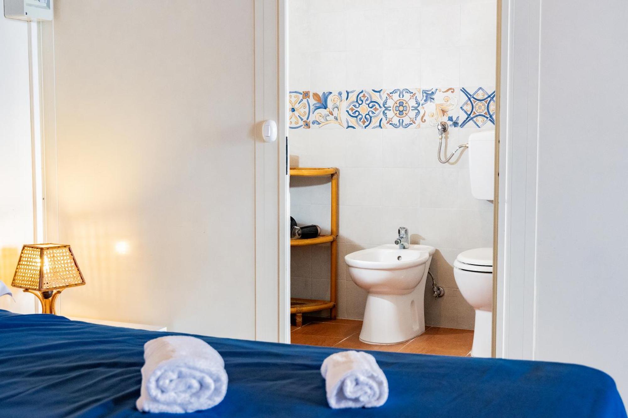 Riva Smeralda Camping Lodge Milazzo Exteriér fotografie